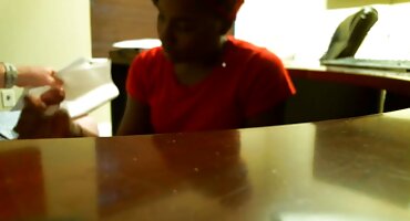 Gina y su amiga lesbiana tienen sexo