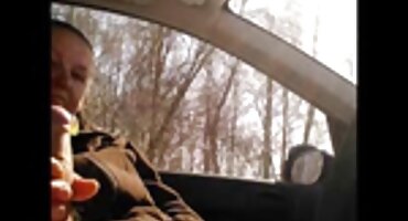 Coño lésbico sentado en la cara de la novia