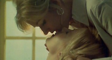 Follando con una anciana