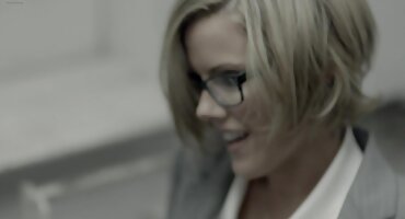 Bellezas bien abarrotadas en la raja