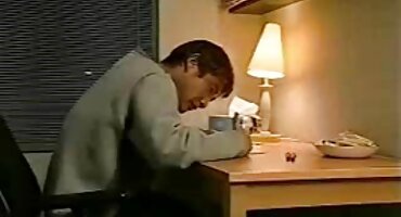 Chica en bragas rosadas follada apasionadamente en anal suave