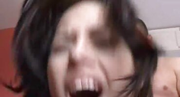 El sexo oral va sin problemas para follar desde arriba