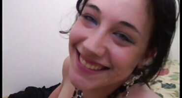 Gimnasta de rodillas no le importa el sexo duro