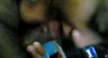 Hombre lujosamente follada rubia con el coño afeitado