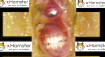 Joven gimnasta follada por un chico en un cordel